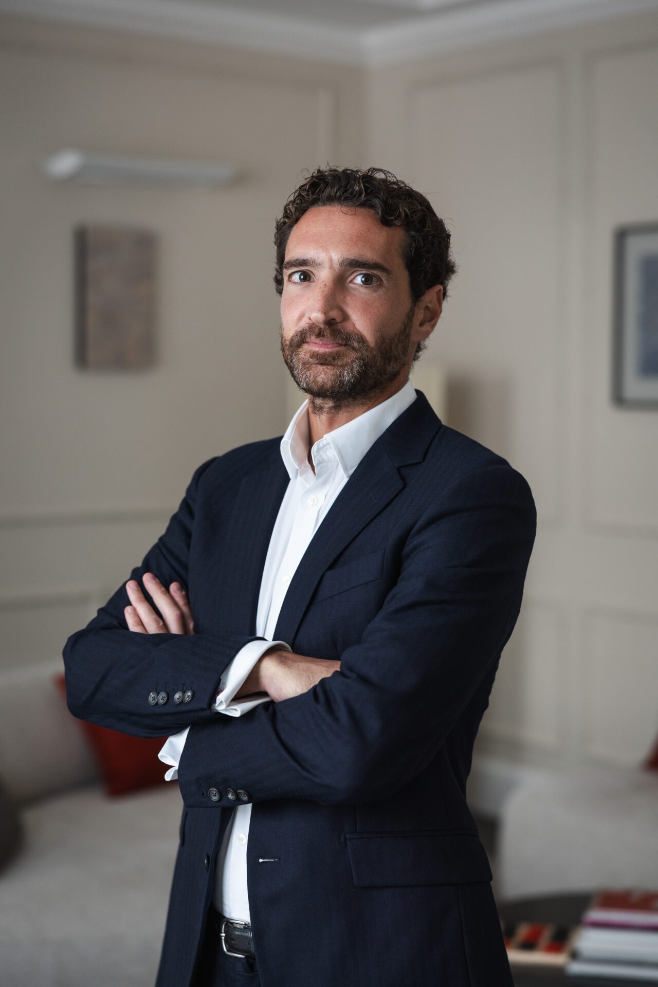Pierre Giannini , Investor Relations